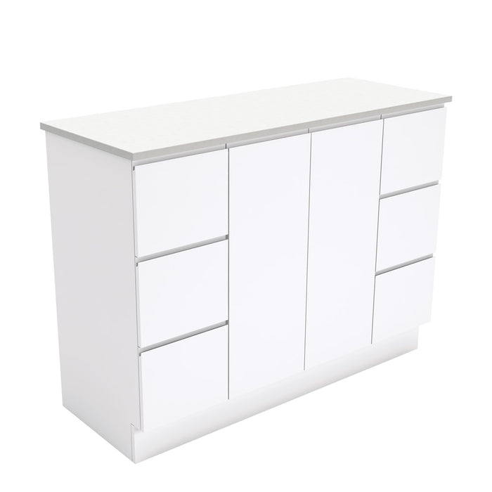Fingerpull Gloss White Cabinet on Kickboard