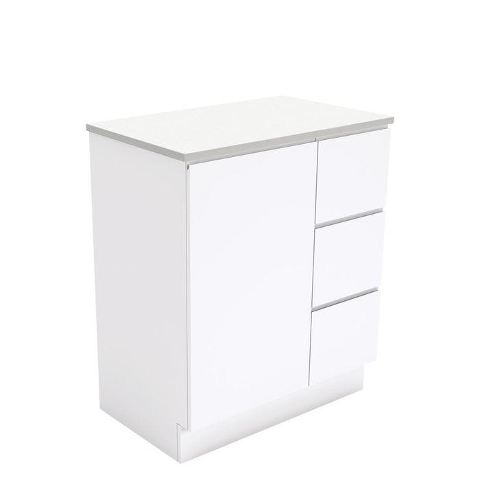 Fingerpull Gloss White Cabinet on Kickboard